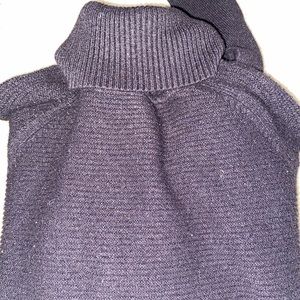 Vera wang turtle neck